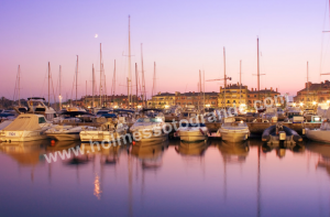 holmes-sotogrande-marina-at-night